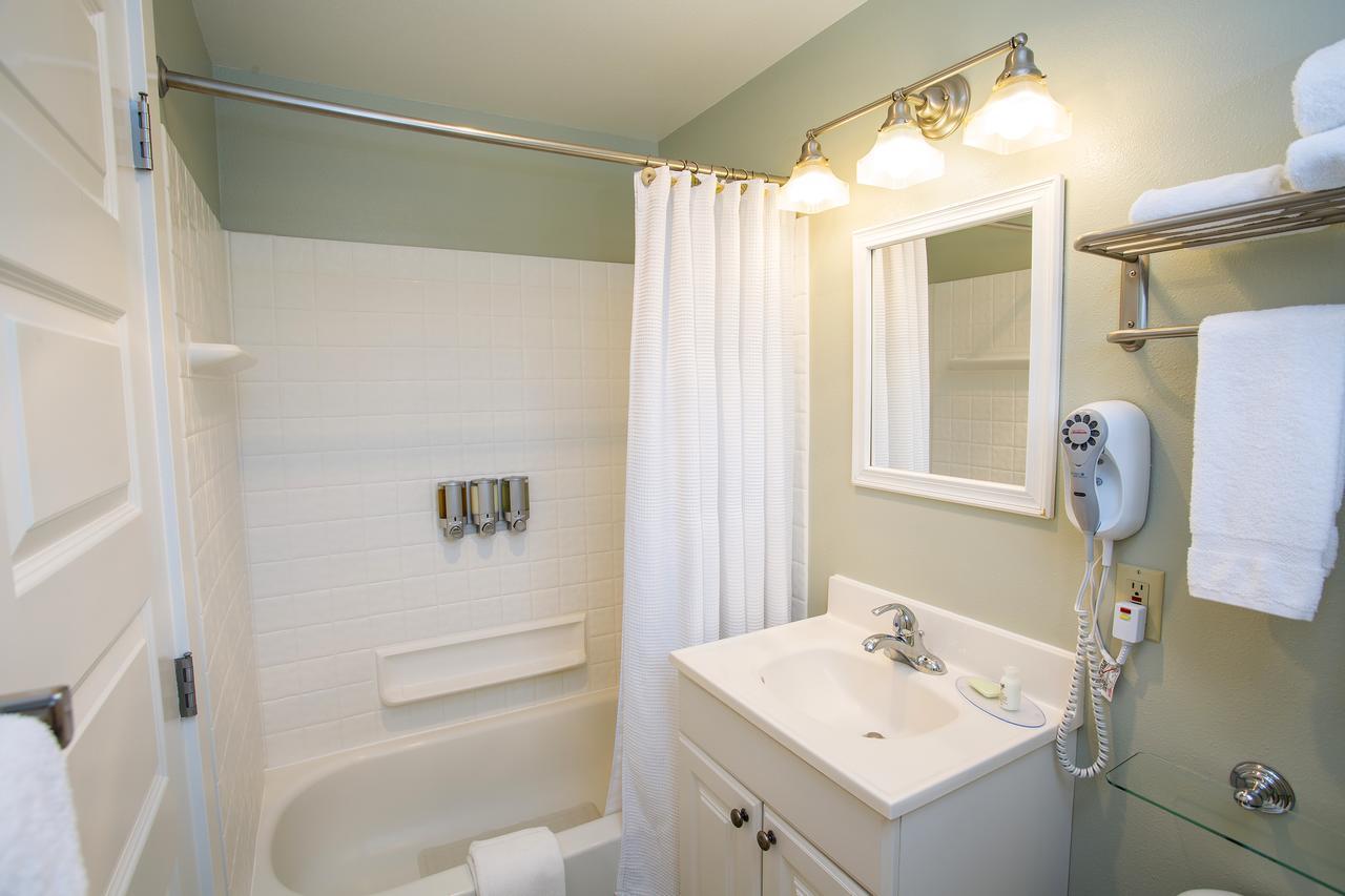 Looking Glass Inn Lincoln City Esterno foto