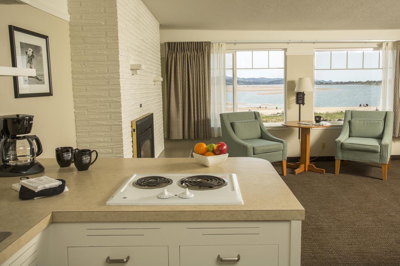 Looking Glass Inn Lincoln City Esterno foto