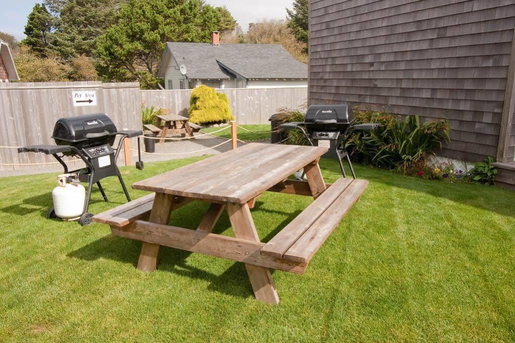 Looking Glass Inn Lincoln City Esterno foto